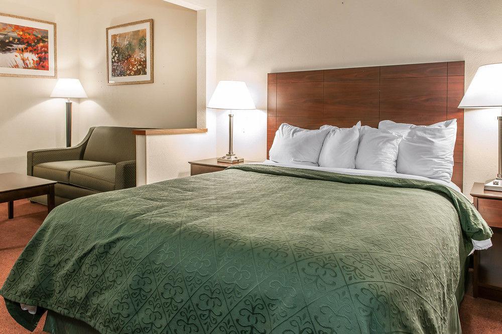 Quality Inn & Suites Danville Exteriör bild