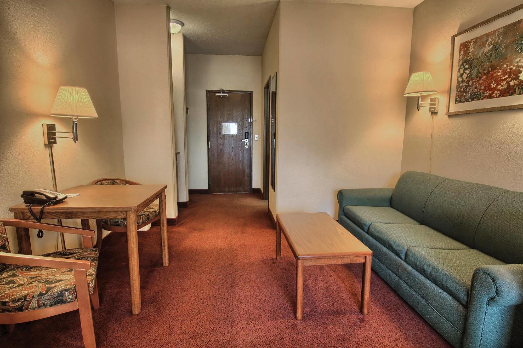 Quality Inn & Suites Danville Exteriör bild