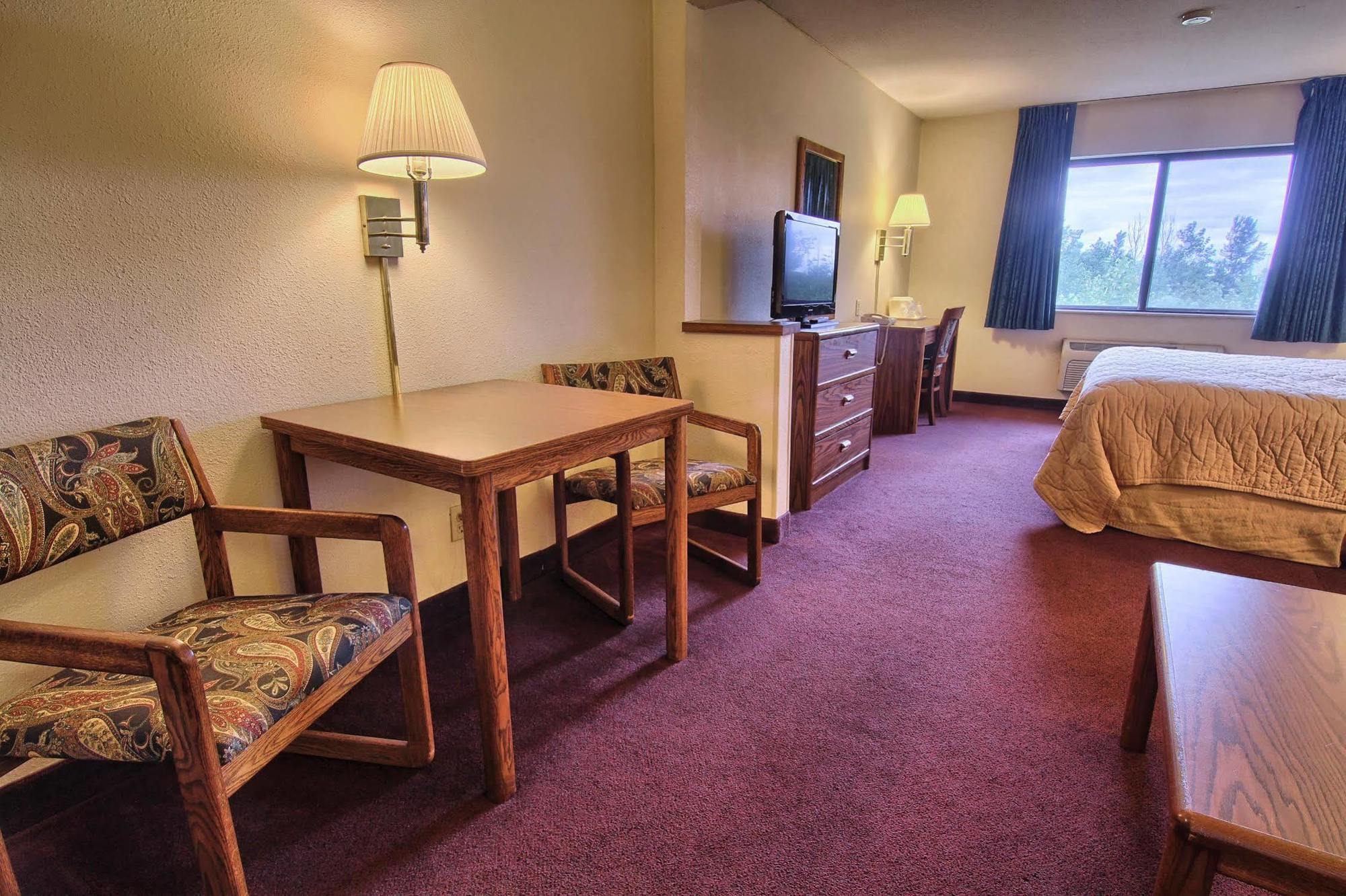 Quality Inn & Suites Danville Exteriör bild