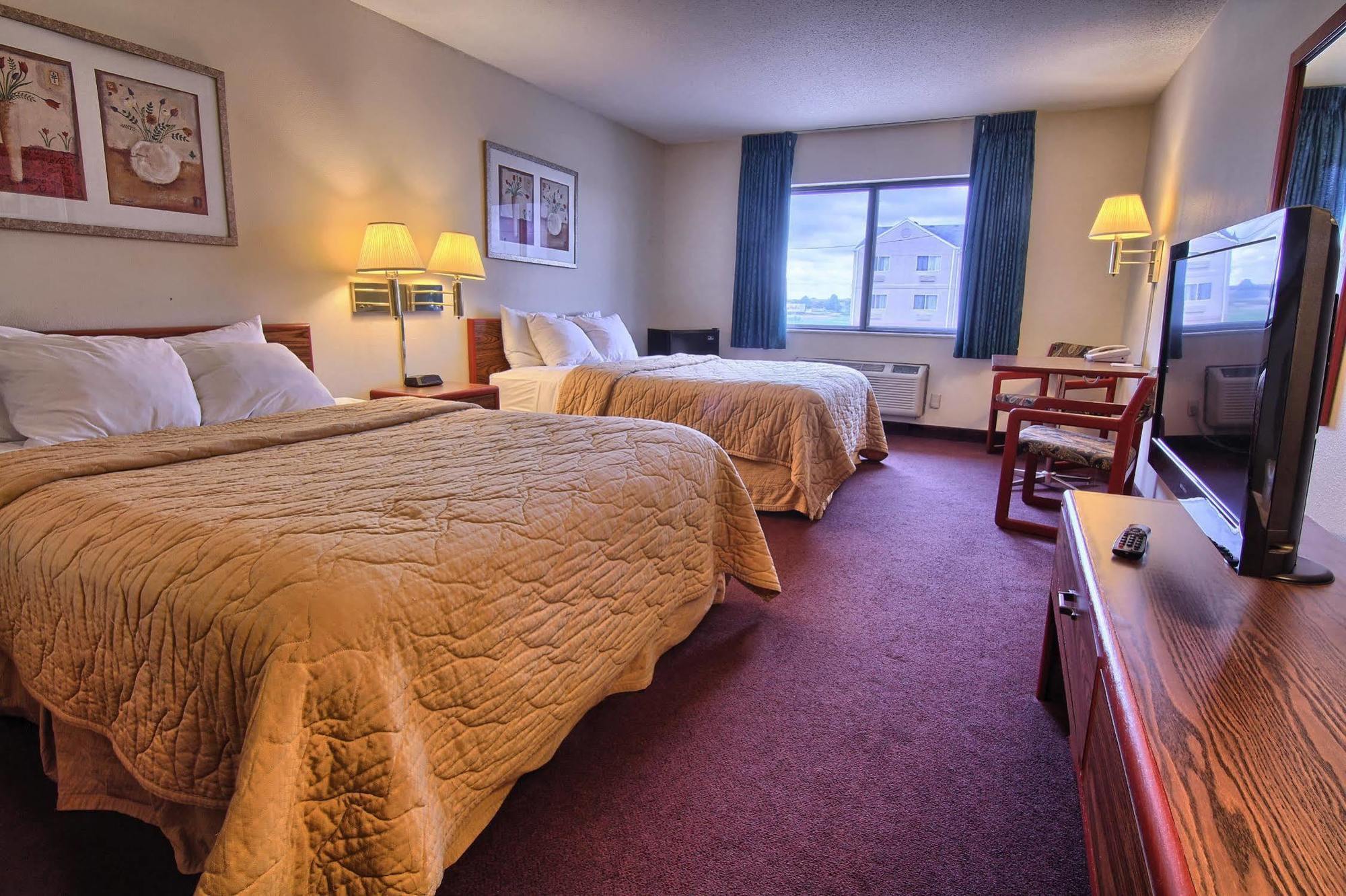 Quality Inn & Suites Danville Exteriör bild